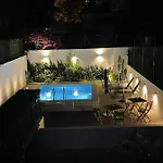 Πανσιόν Saldanha Pool & Garden 4*