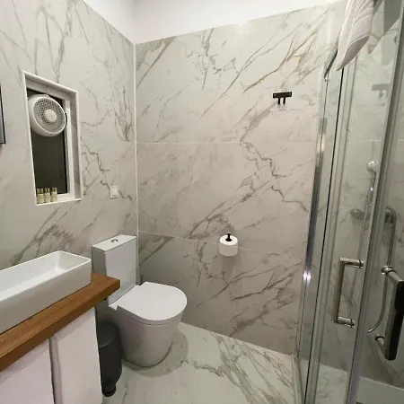 Guest house Saldanha Pool & Garden 4*